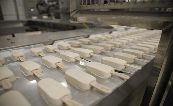 探访梦龙“灯塔工厂”：智能制造引领冰淇淋产业新革命